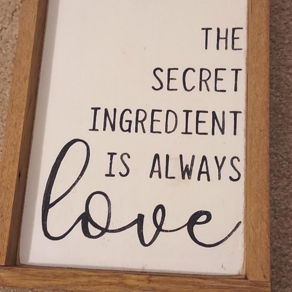 WALL DECOR - Picture 2 of 6